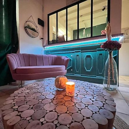 Suite Romance - Jacuzzi Moret-sur-Loing Exteriér fotografie